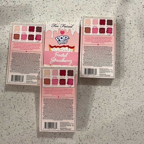 Too Faced Pop-Tarts Frosted Strawberry Mini Eye Shadow Palette - Picture 3 of 3